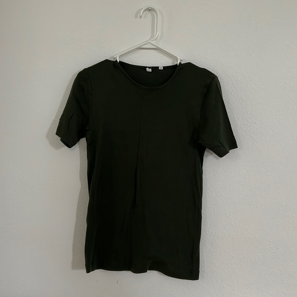 Kotn Cotton Crew T-shirt in Dark Green